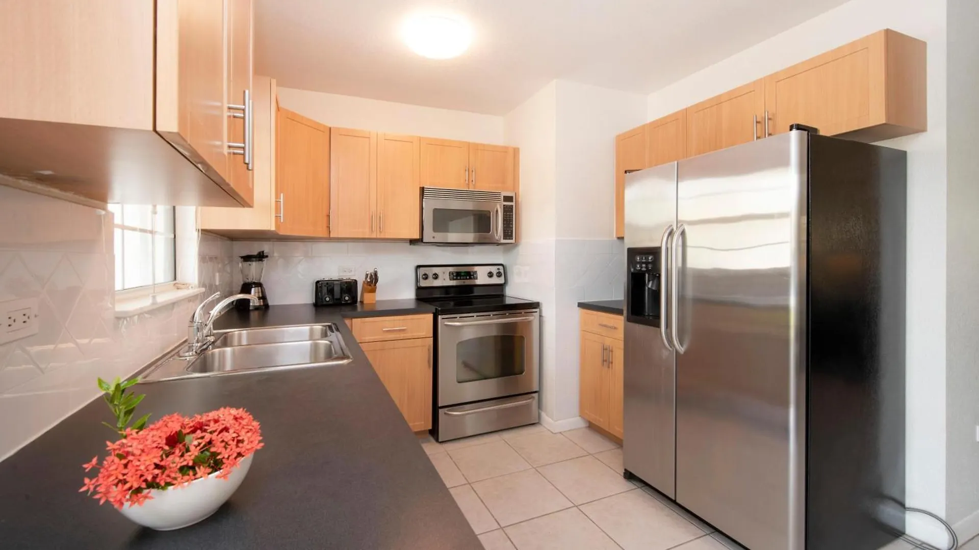 Snug Harbour View Condo #3 George Town